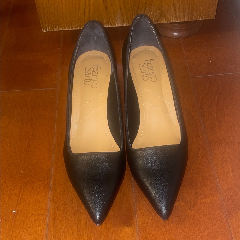 Black Pointed Toe Kitten Heels